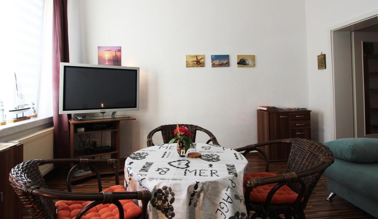 Ferienwohnung Familienwohnung Kröpelin المظهر الخارجي الصورة